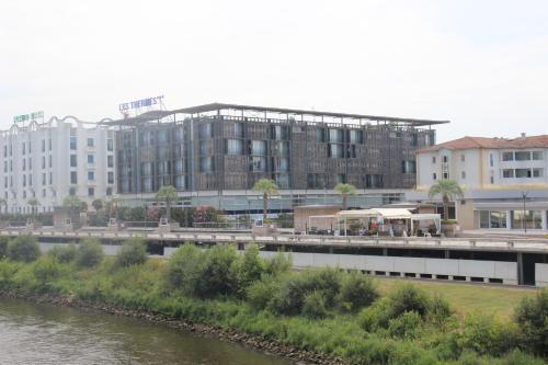 Les Thermes Дакс Екстер'єр фото